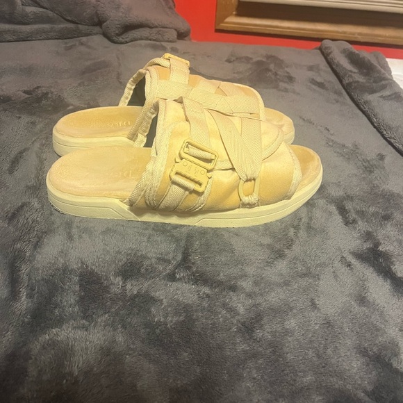 Sandstorm Draco Slides (US 9.5) - Picture 2 of 5